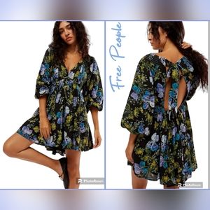 Free People Robe Courte Beck V-Neck Mini Floral Print XS NWT